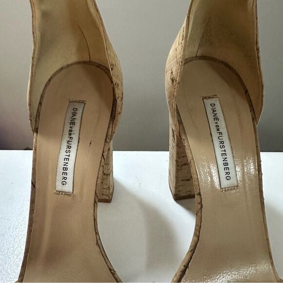 Diane Von Furstenberg Ulrica Heel in Natural Cork Women’s size 7.5 ankle strap - Picture 5 of 13
